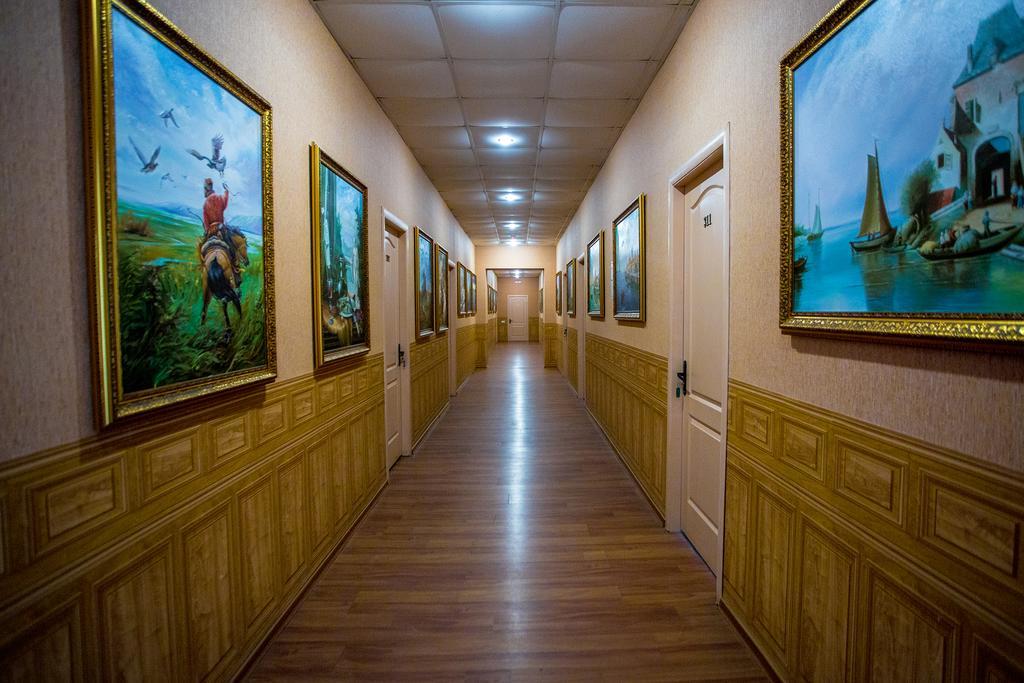 Art Hotel Izmail Eksteriør billede