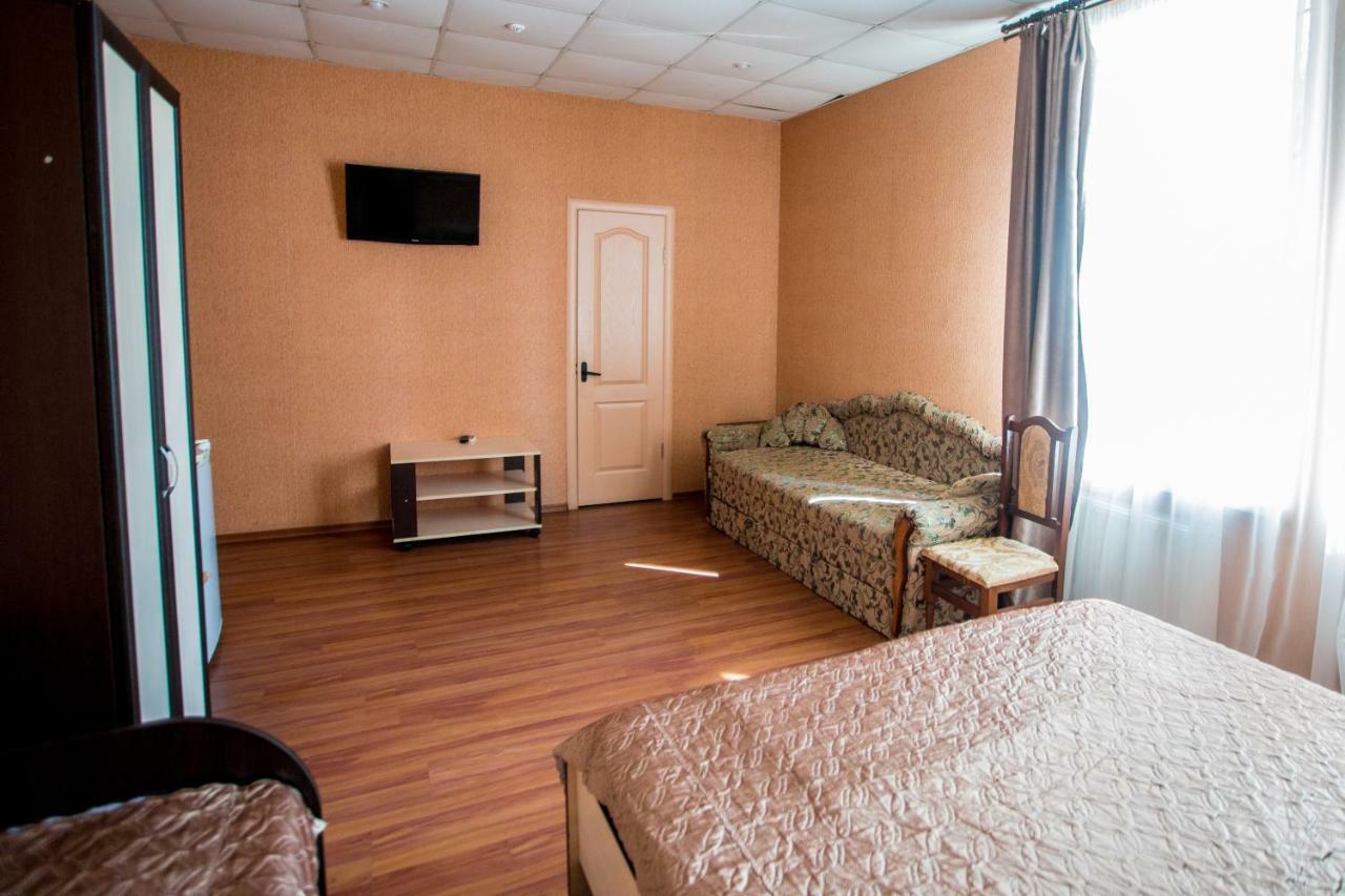 Art Hotel Izmail Eksteriør billede
