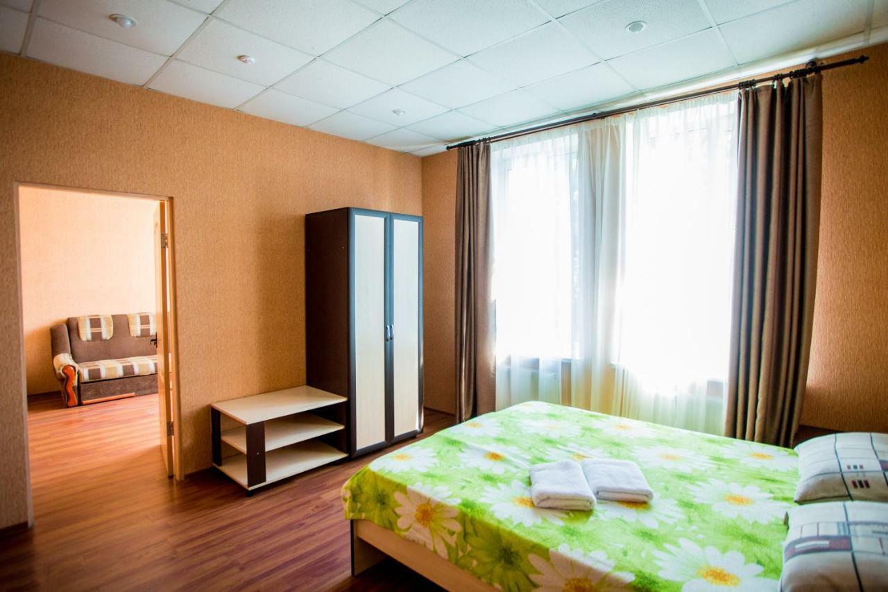 Art Hotel Izmail Eksteriør billede
