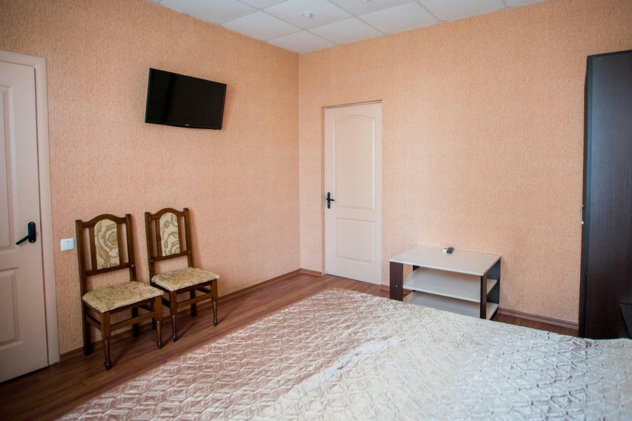 Art Hotel Izmail Eksteriør billede