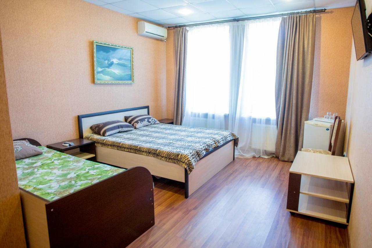Art Hotel Izmail Eksteriør billede